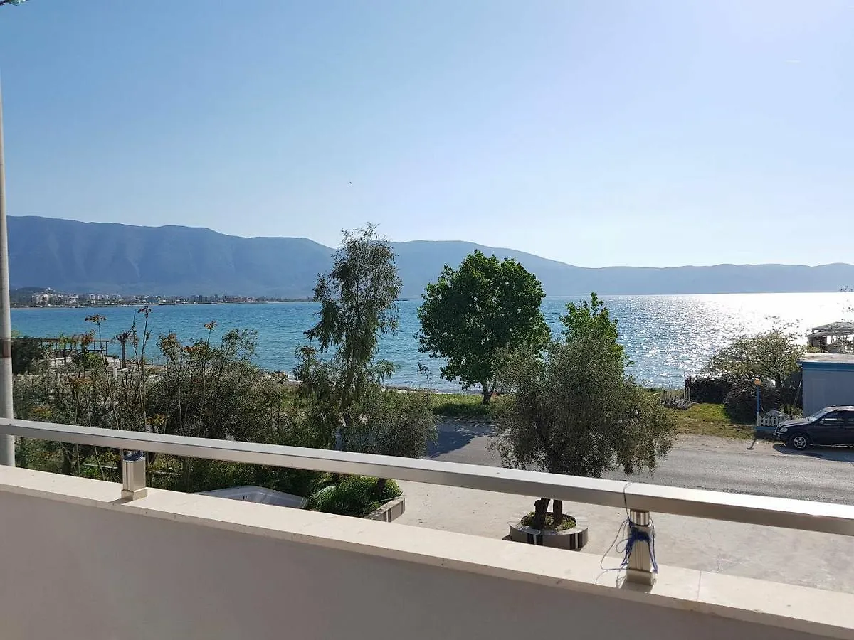 Appartamento Apartamente-Danaj Radhime Vlorë