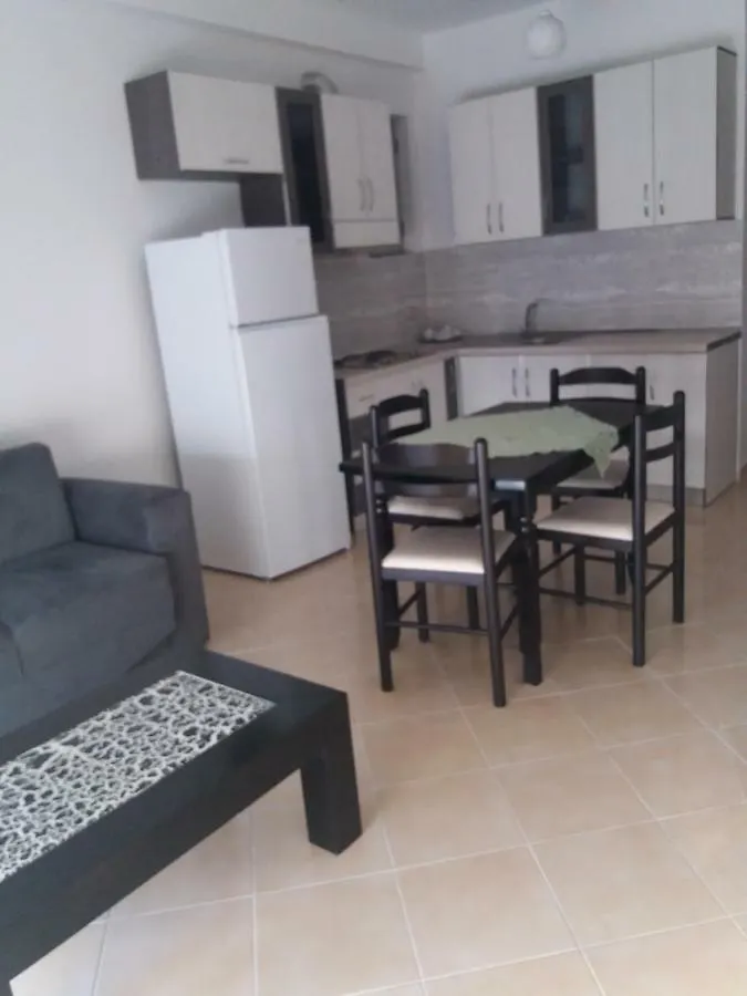 Apartamente-Danaj Radhime Vlorë 0*,  Albania